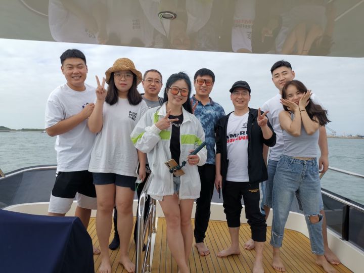 lADPJwKtxmtKEZ3NA8DNBQA_1280_960_720x720q90g